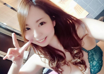 目のクリッとした巨乳お姉さんは二児のママ！デカ乳揺らしながら生チンでイキがう巨乳人妻さん【ems-441】